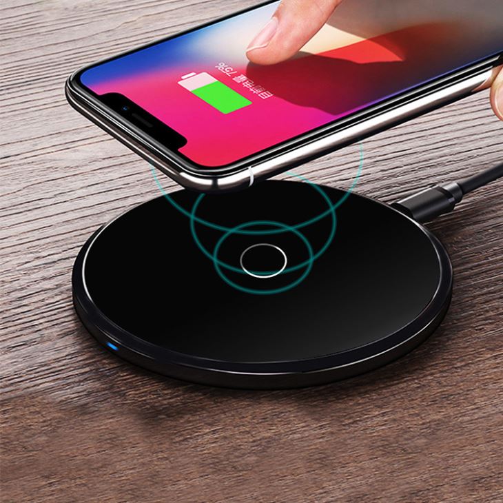 Siyah Yuvarlak Disk Şekli Telsiz Telefon Şarj Cihazı